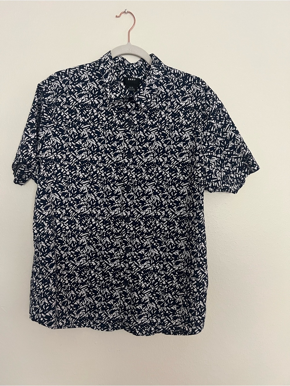 Dkny Navy and White Abstract Short Sleeve Button-Down Shirt